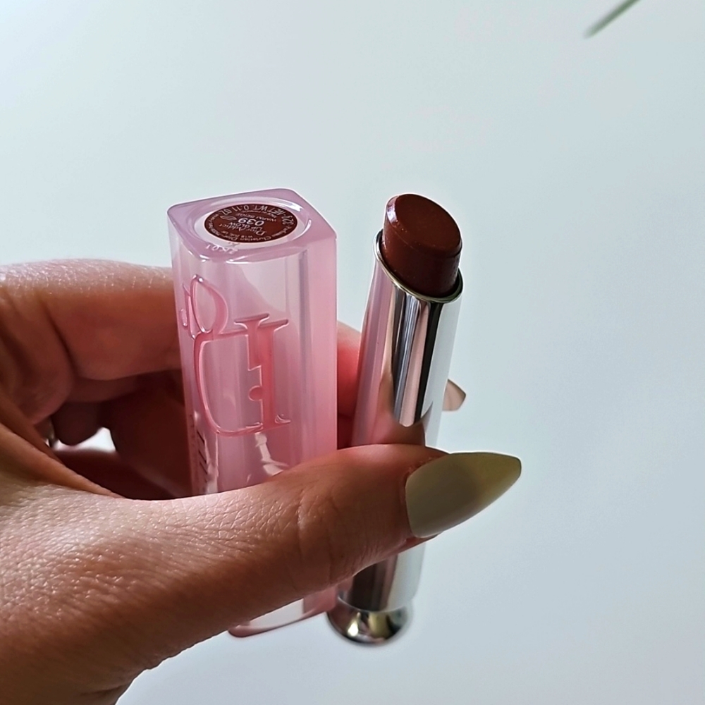 Dior Addict Lip Glow Color Reviver Balm -039 Warm Beige - Picture 5 of 5